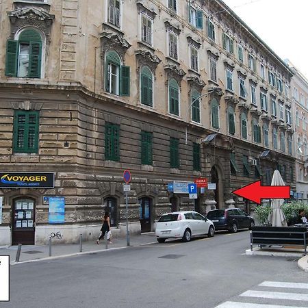 Apartment Dolac In Center Of Town Риека Экстерьер фото